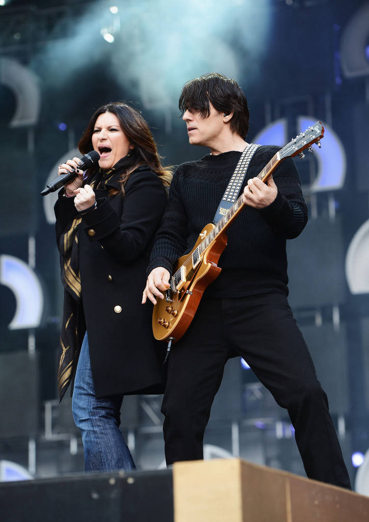 Laura Pausini Paolo Carta concert london